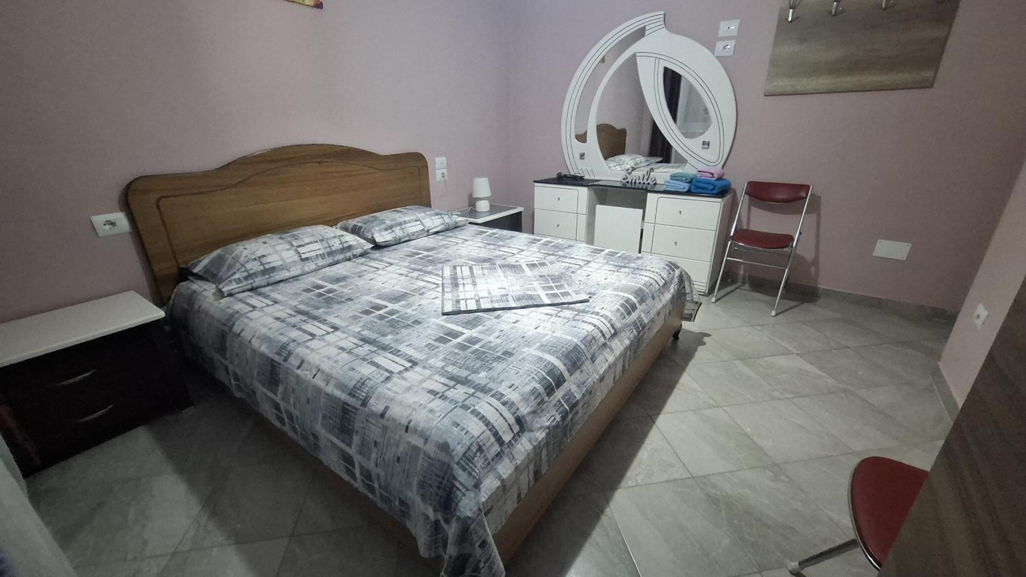 Appartamento Centro Pogradec Exterior foto